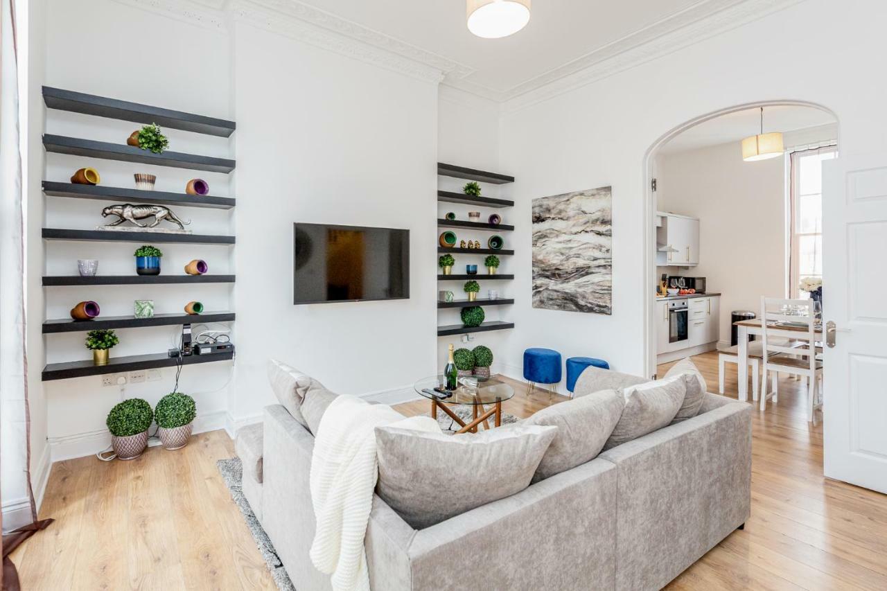 Bright & Spacious 4Beds Home - Kensington High Street-Olympia London Eksteriør billede