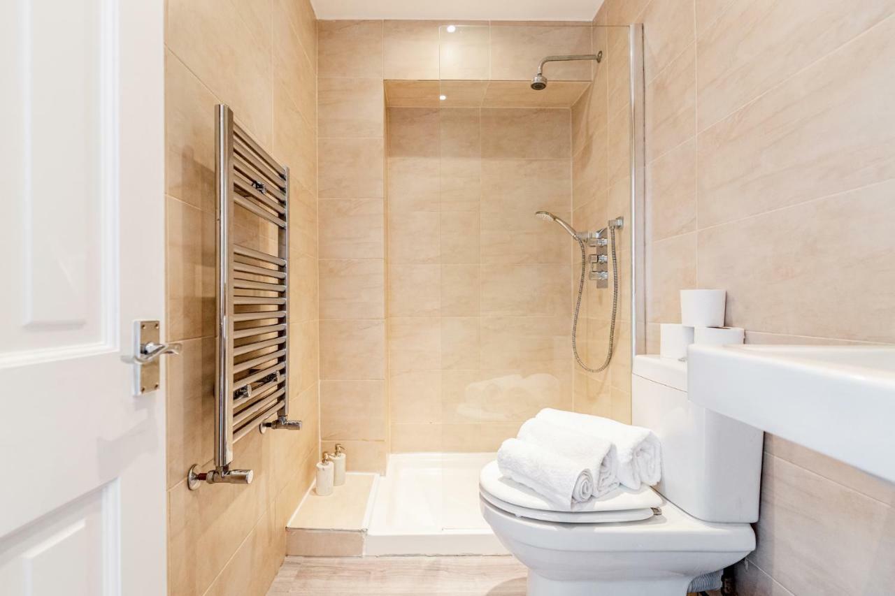 Bright & Spacious 4Beds Home - Kensington High Street-Olympia London Eksteriør billede
