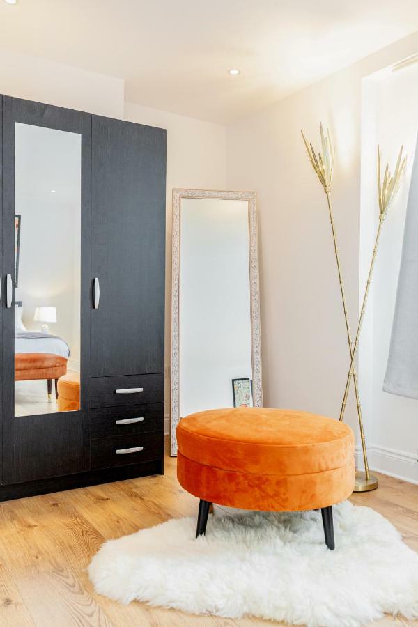 Bright & Spacious 4Beds Home - Kensington High Street-Olympia London Eksteriør billede