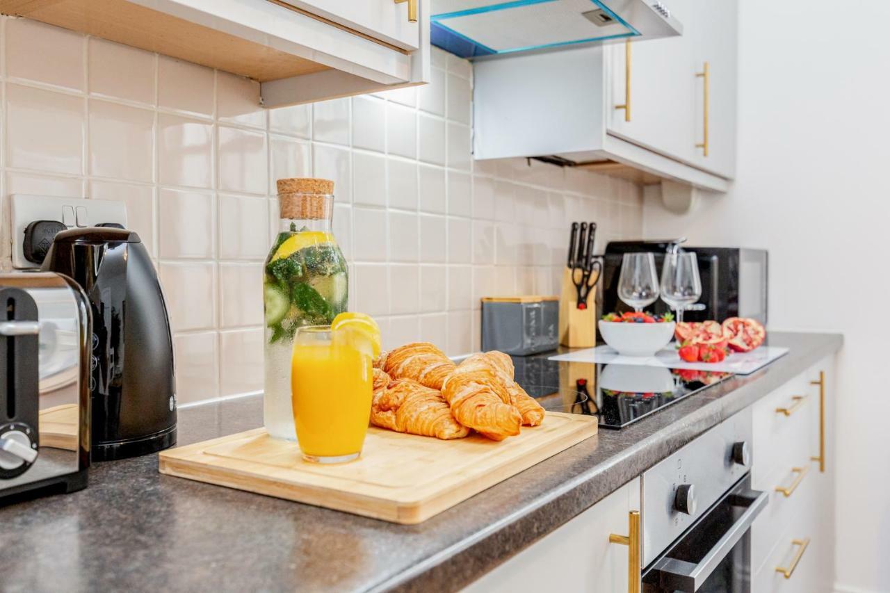 Bright & Spacious 4Beds Home - Kensington High Street-Olympia London Eksteriør billede