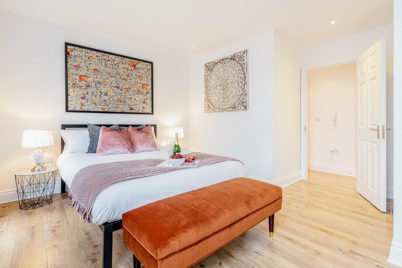Bright & Spacious 4Beds Home - Kensington High Street-Olympia London Eksteriør billede